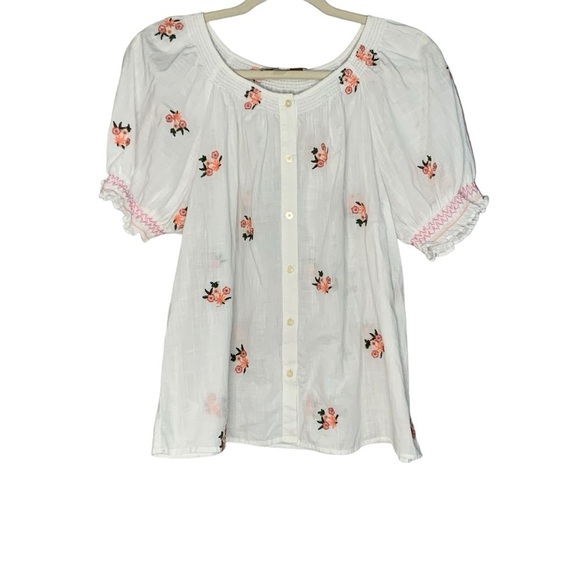 Loft white smocked cotton floral shirt sleeve button up blouse. Size MP - Picture 1 of 10